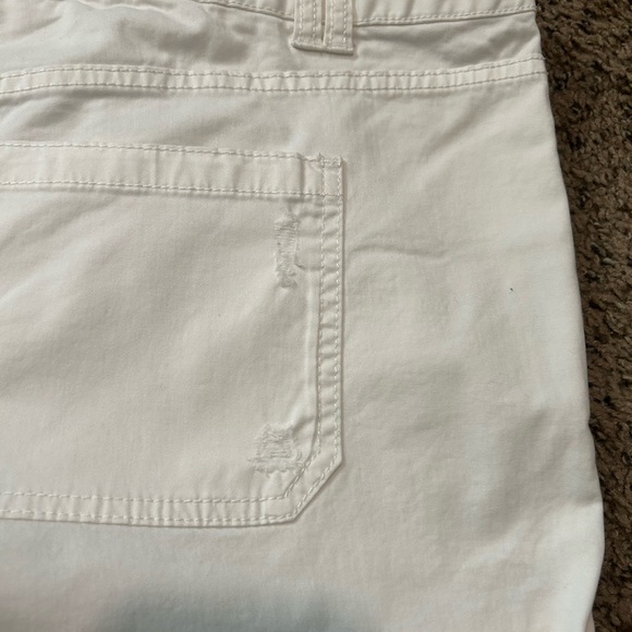 Mossimo Mid Rise Shorts - Picture 8 of 9